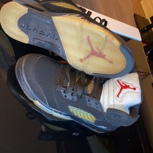 Jordan 5 Retro Black Metallic 2011